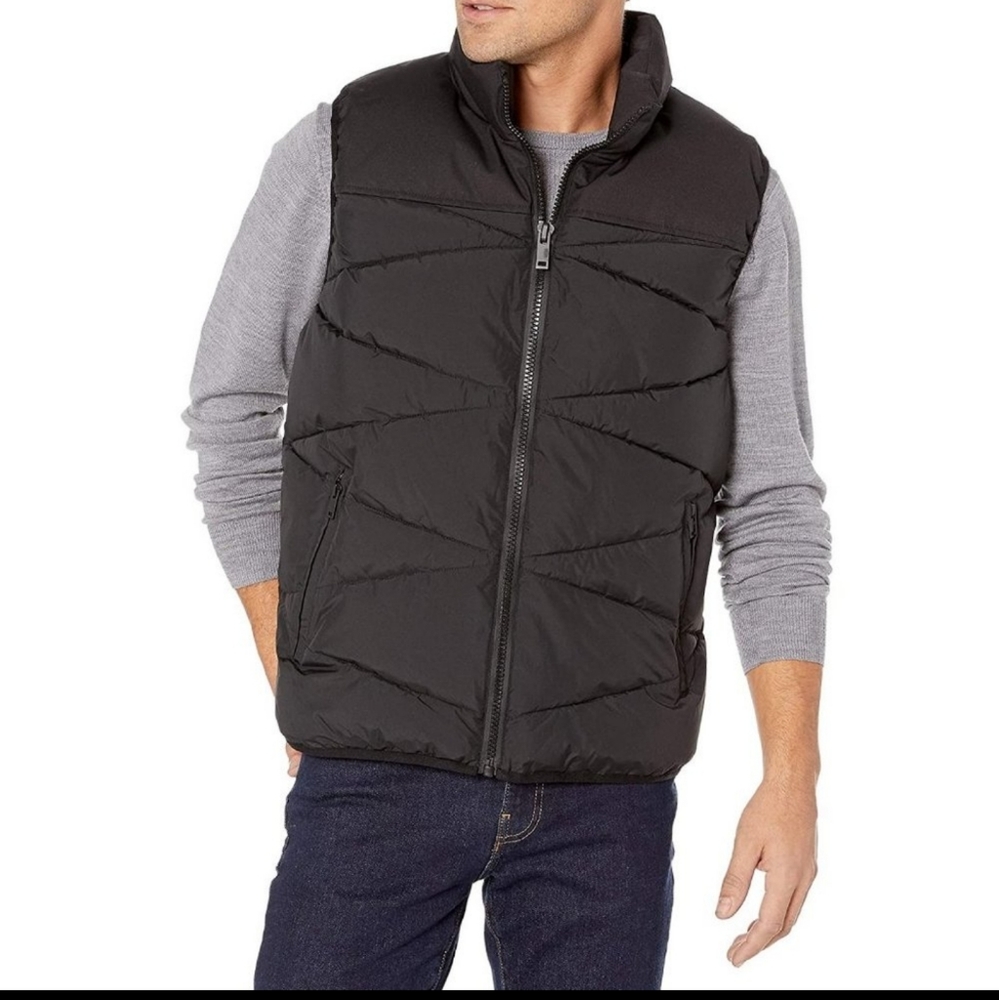 UGG Mens Curtis Puffer Vest Medium Black - NWT $65